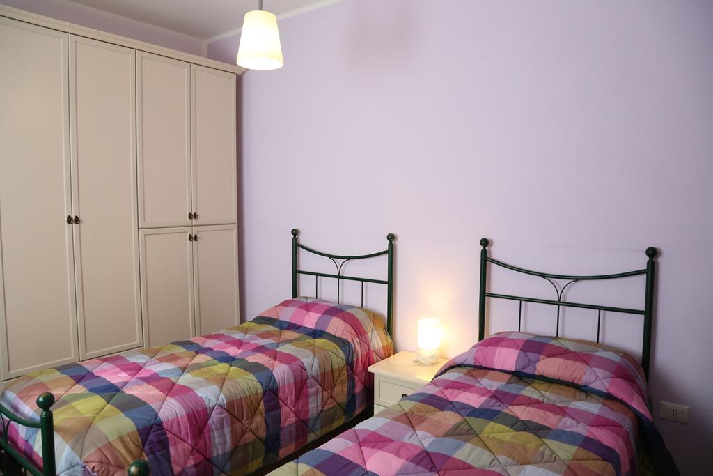 B&B Il Tiglio Padula Cameră foto